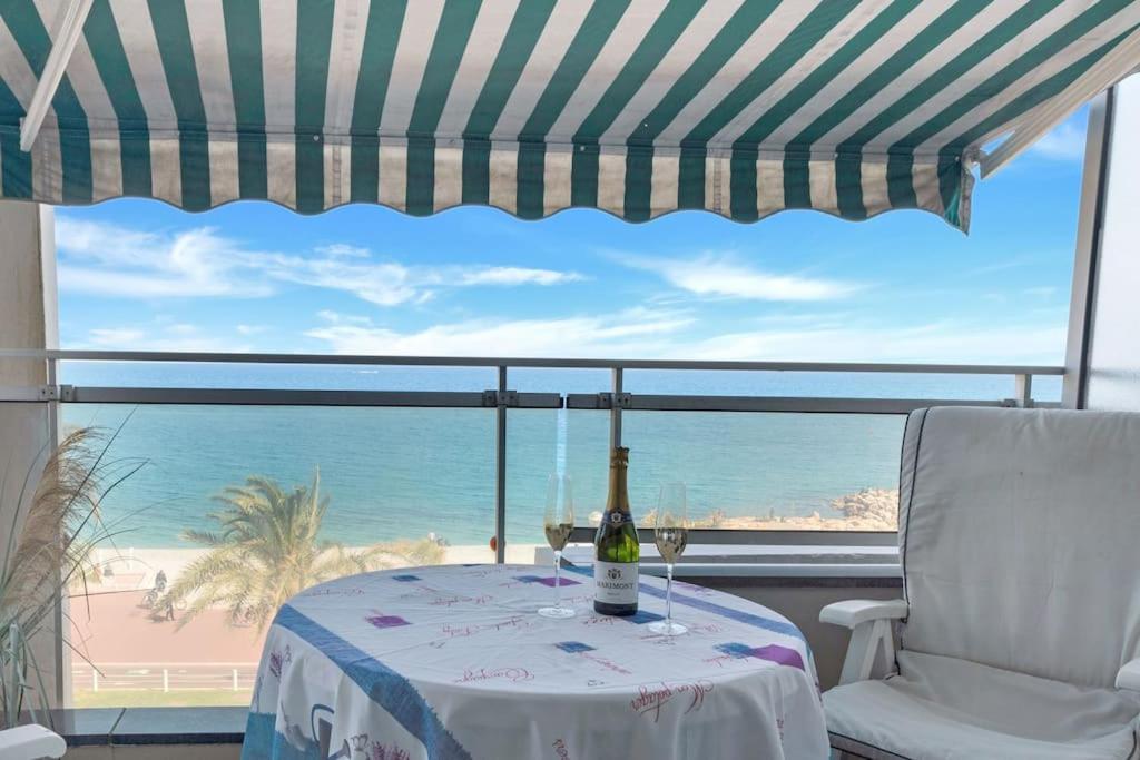 La Prom - A Two Bedroom Apartment With A Sea View Nizza Kültér fotó