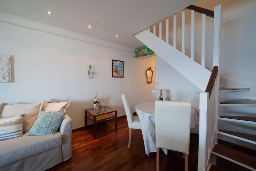 La Prom - A Two Bedroom Apartment With A Sea View Nizza Kültér fotó