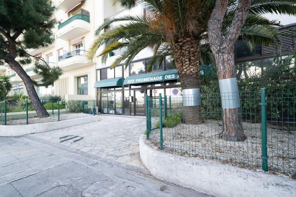 La Prom - A Two Bedroom Apartment With A Sea View Nizza Kültér fotó